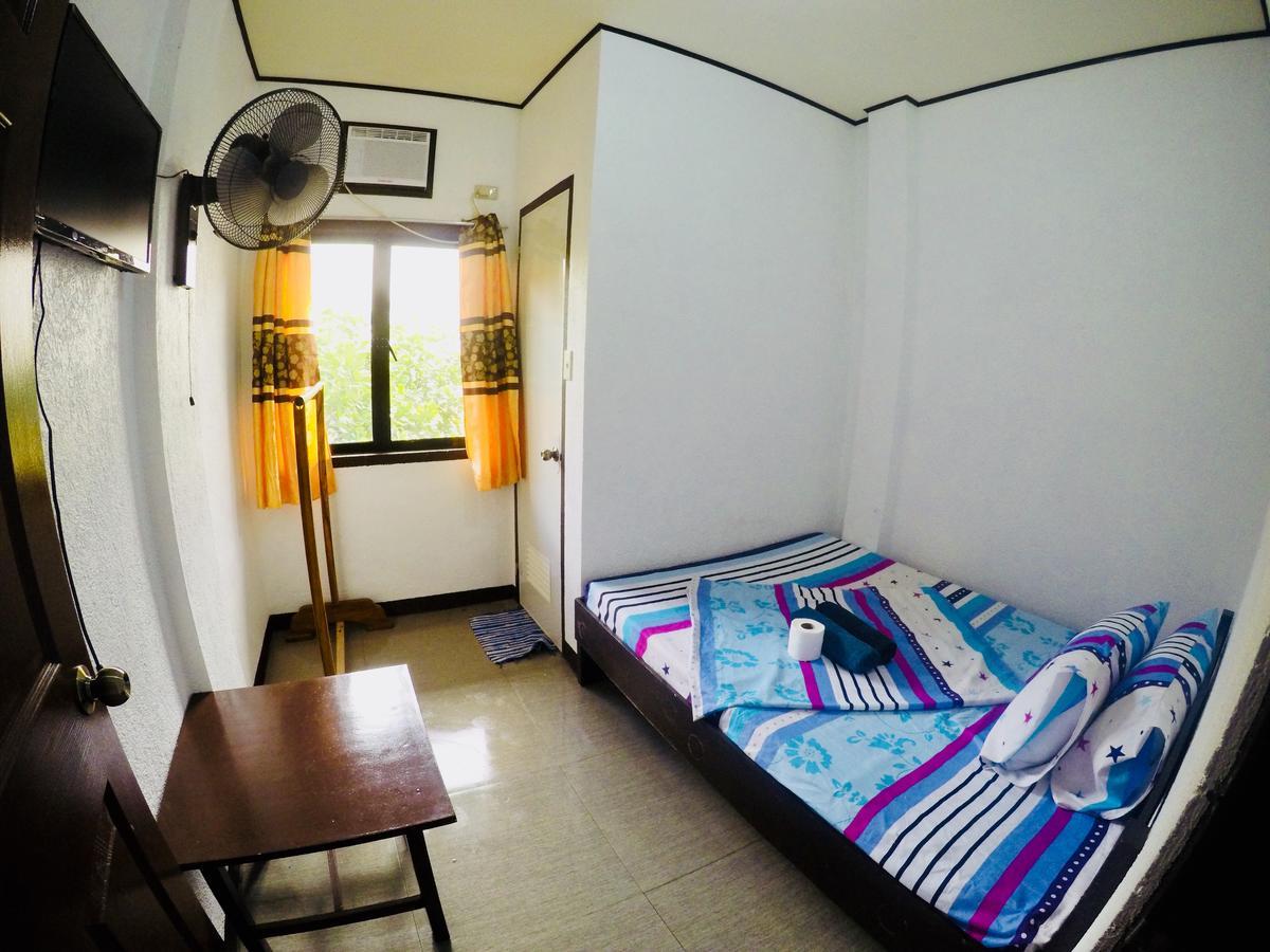 Ahras Place Apartment Coron Exterior photo